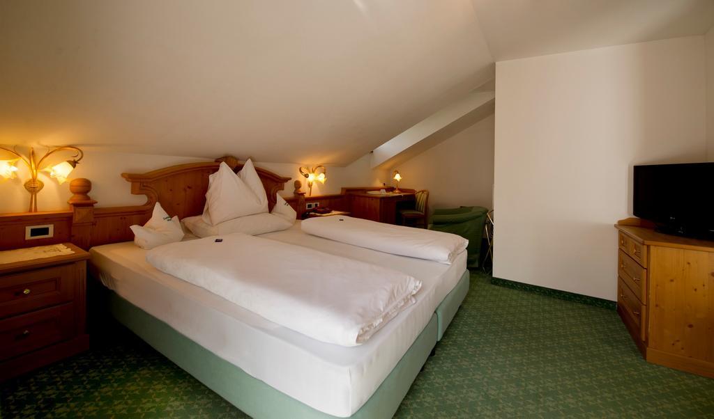 Santeshotel Antholz Mittertal Exterior foto